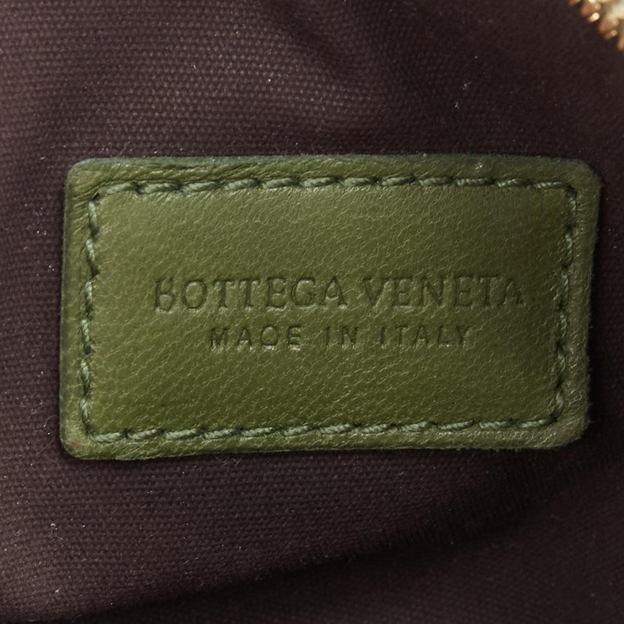 BOTTEGA VENETA green intrecciato knot gold zip small zip pouch bag For Sale 6