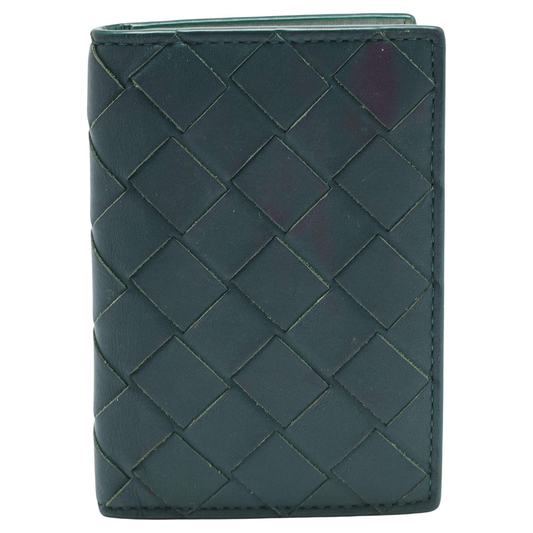 Bottega Veneta Green Intrecciato Leather Card Holder For Sale