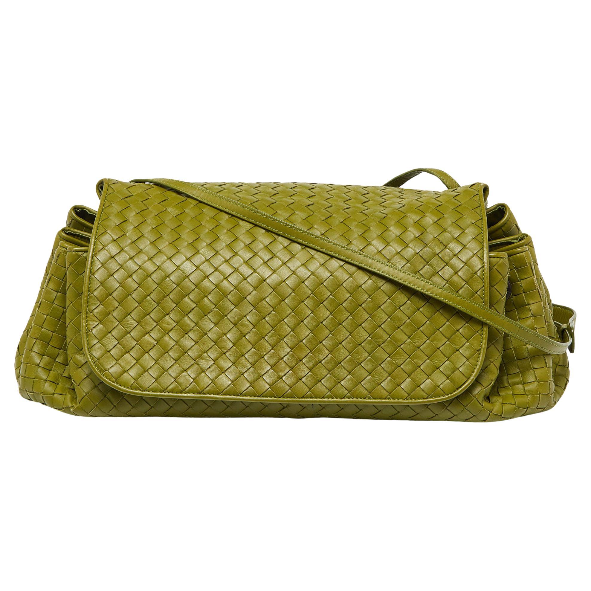 Bottega Veneta Green Intrecciato Leather Drawstring Flap Bag For Sale
