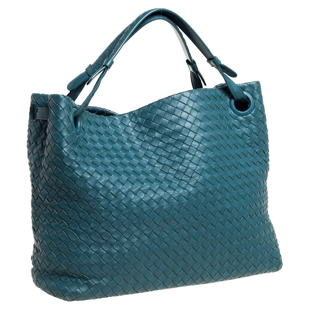 Bottega Veneta Green Intrecciato Leather Garda Tote In Good Condition In Dubai, Al Qouz 2