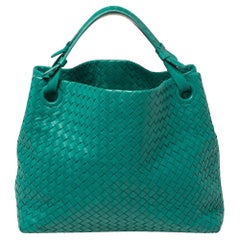 Bottega Veneta Green Intrecciato Leather Teen Pouch For Sale at 1stDibs