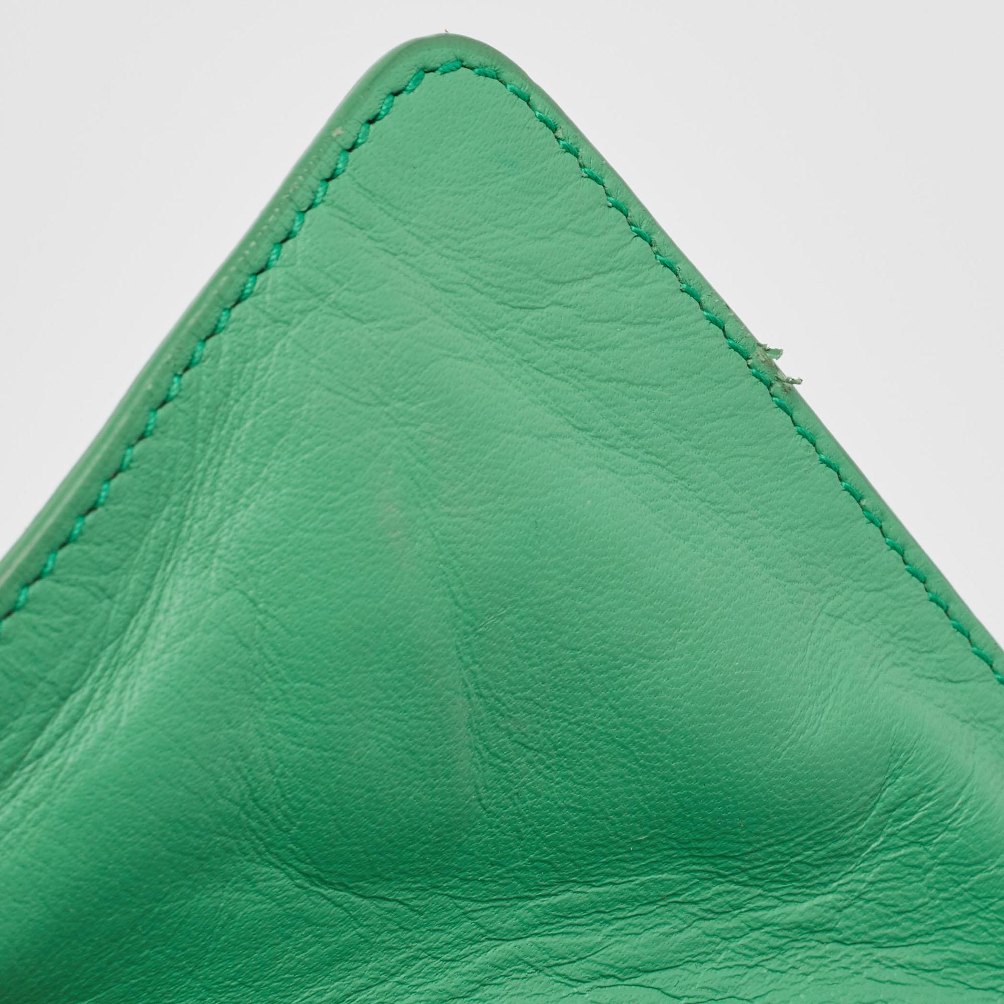 Bottega Veneta Green Intrecciato Leather  Limited Edition 0147/1000 Cabat Tote For Sale 5