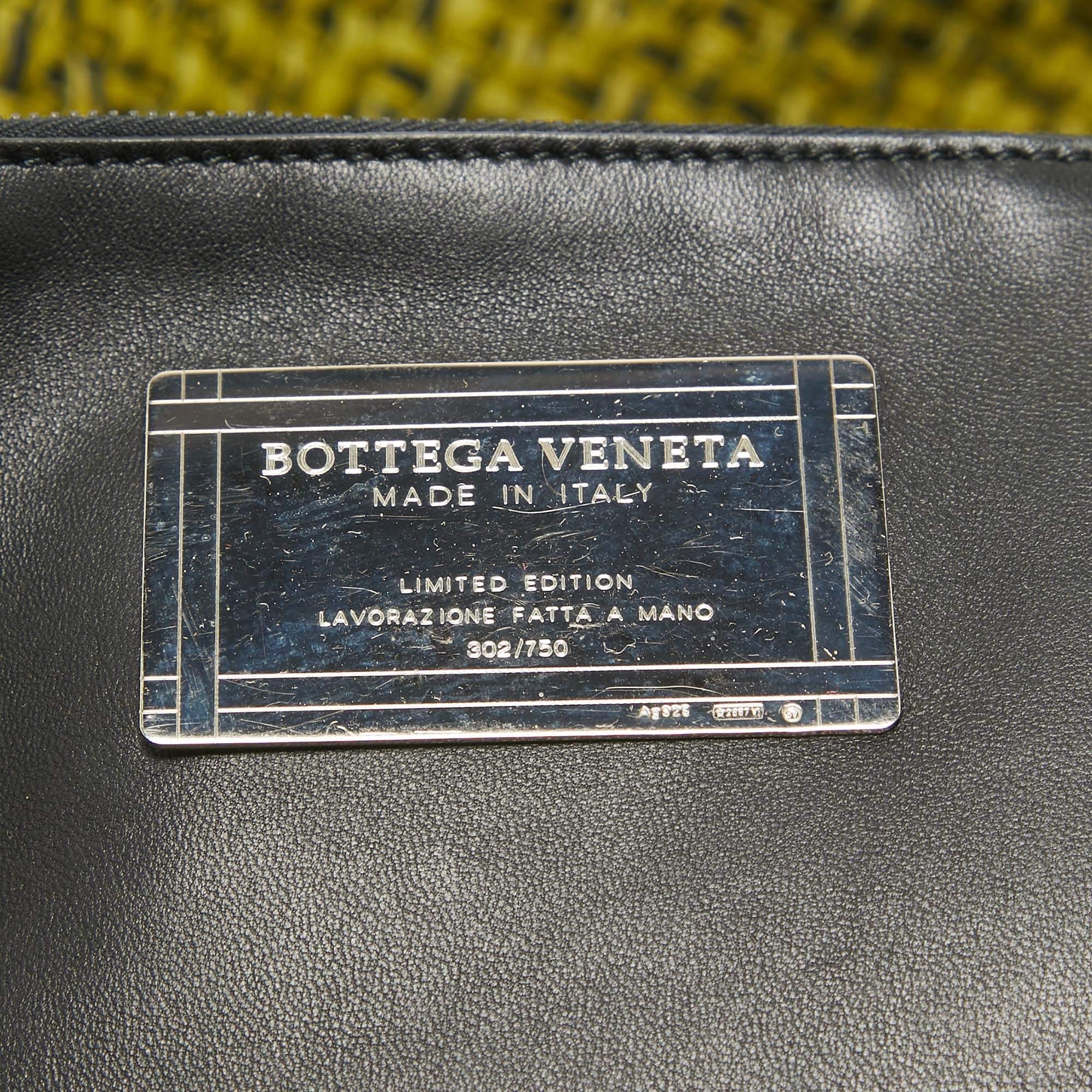 Bottega Veneta Green Intrecciato Leather Limited Edition 302/750 Cabat Tote 3