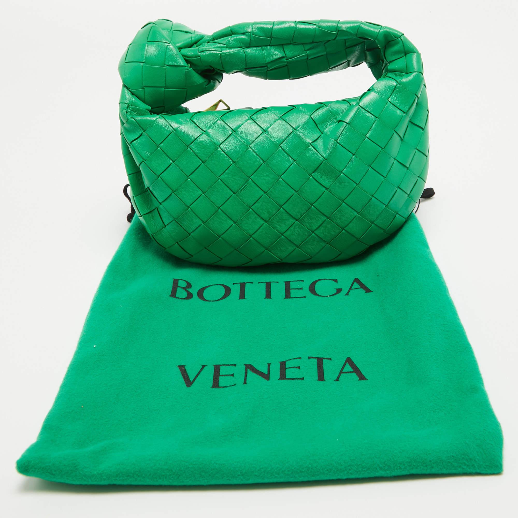 Bottega Veneta Green Intrecciato Leather Mini BV Jodie Bag For Sale 6