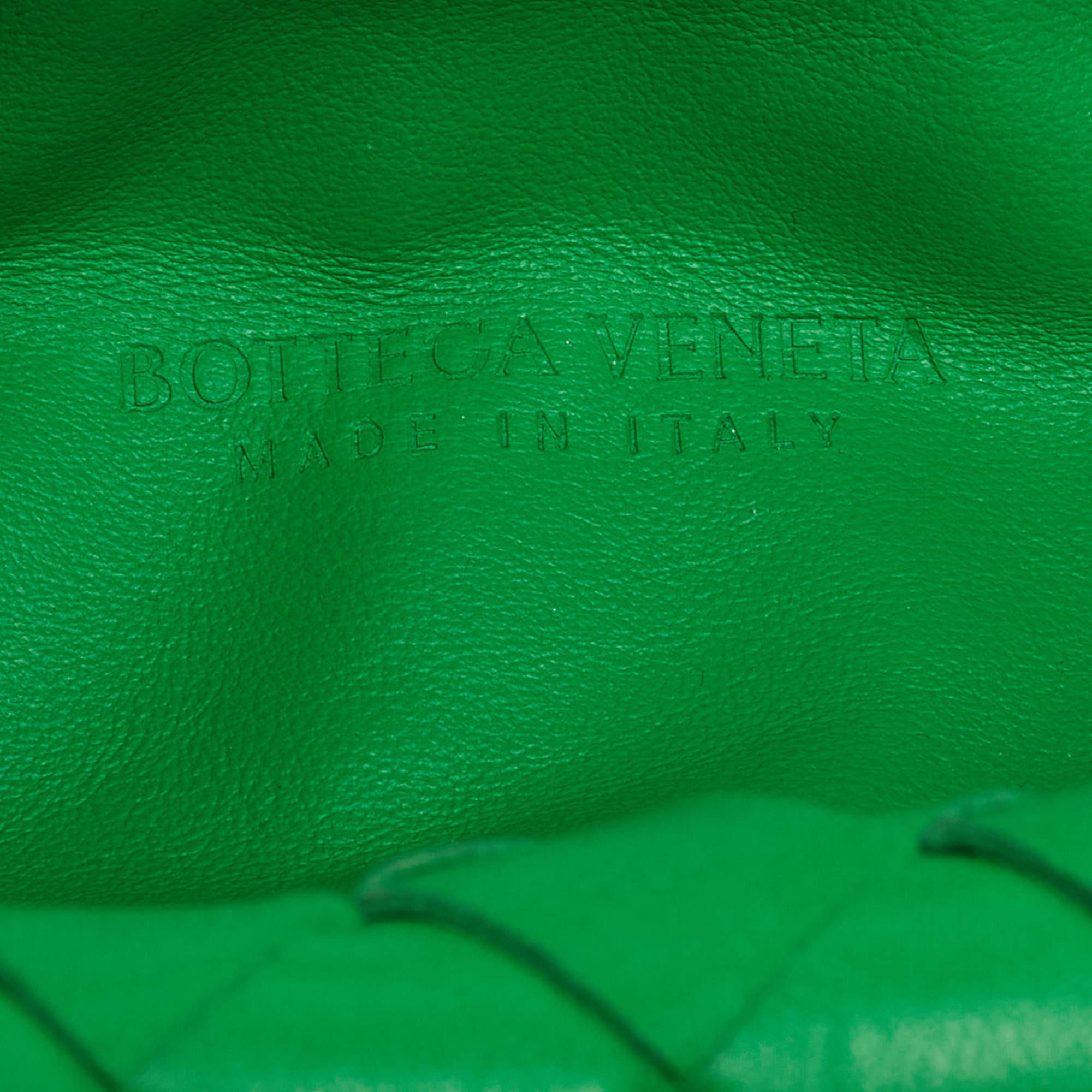 Bottega Veneta Green Intrecciato Leather Mini Jodie Hobo 3