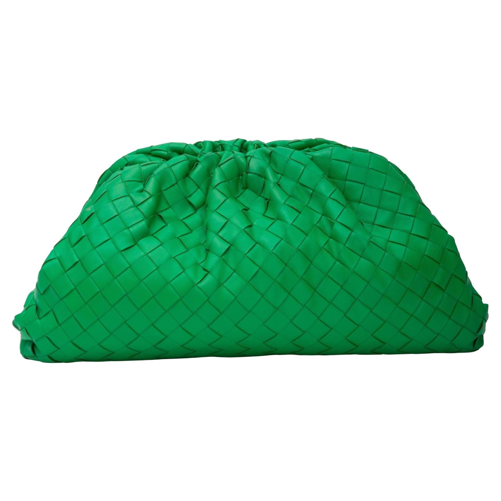 Bottega Veneta Green Intrecciato Leather The Pouch Clutch Bag