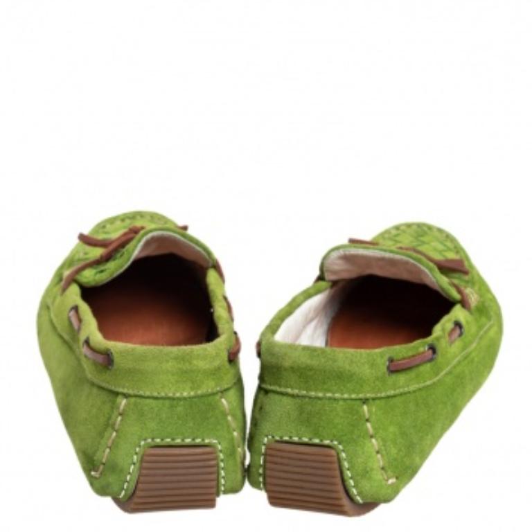 Bottega Veneta Green Intrecciato Suede Bow Slip on Loafers Size 38 For Sale 1