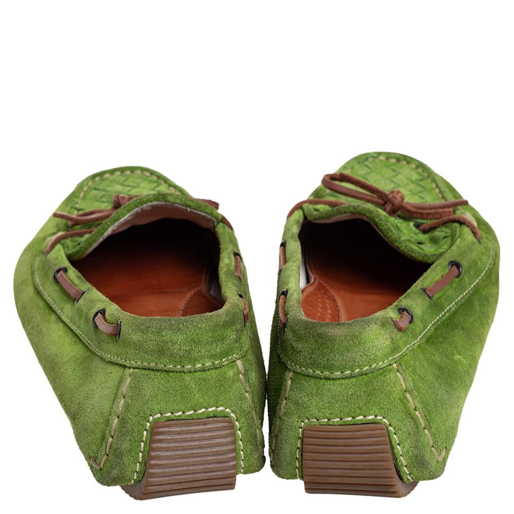 Brown Bottega Veneta Green Intrecciato Suede Bow Slip On Loafers Size 38.5 For Sale