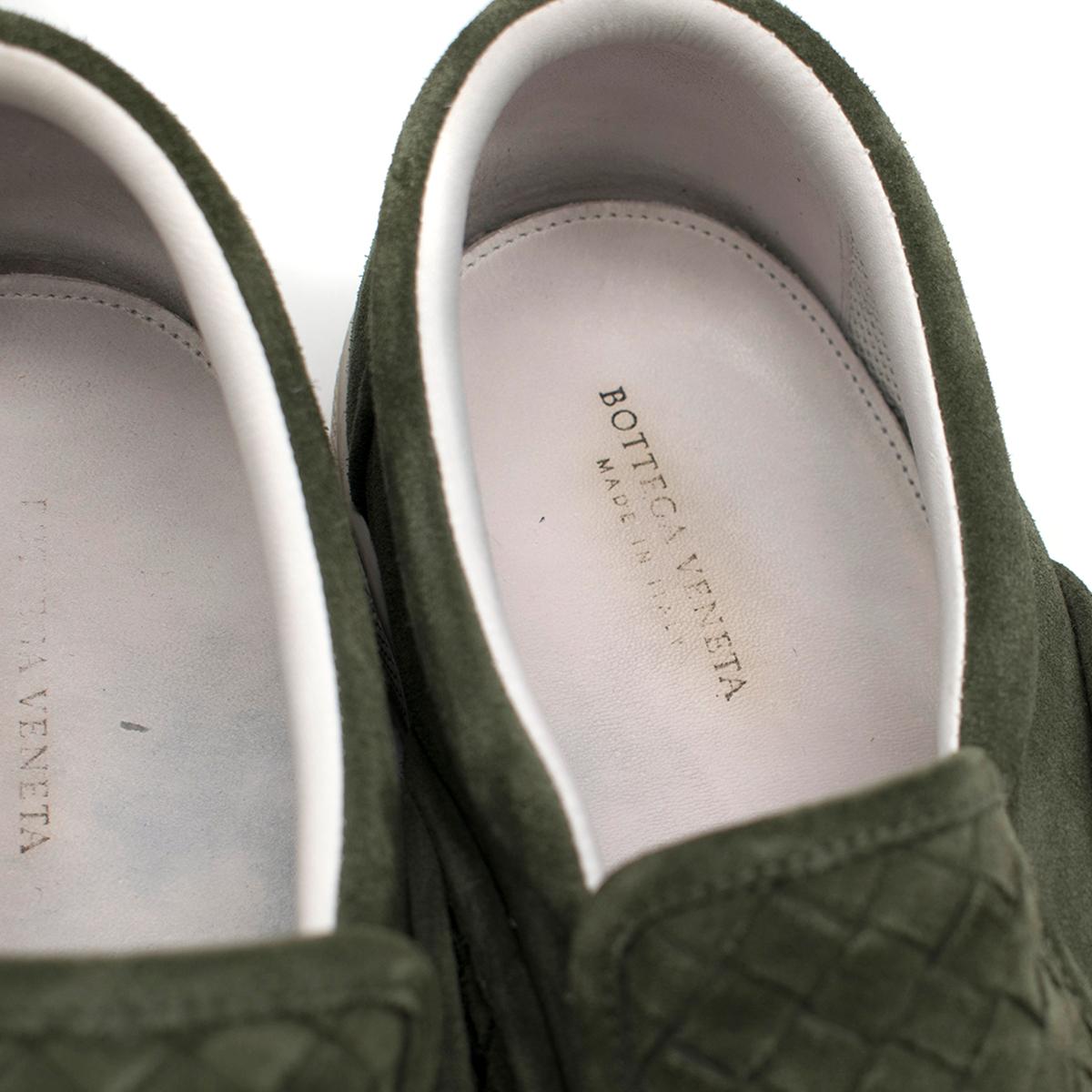 Bottega Veneta Green Intrecciato Suede Dodger Sneaker -  estimated SIZE 45.5 In Good Condition In London, GB
