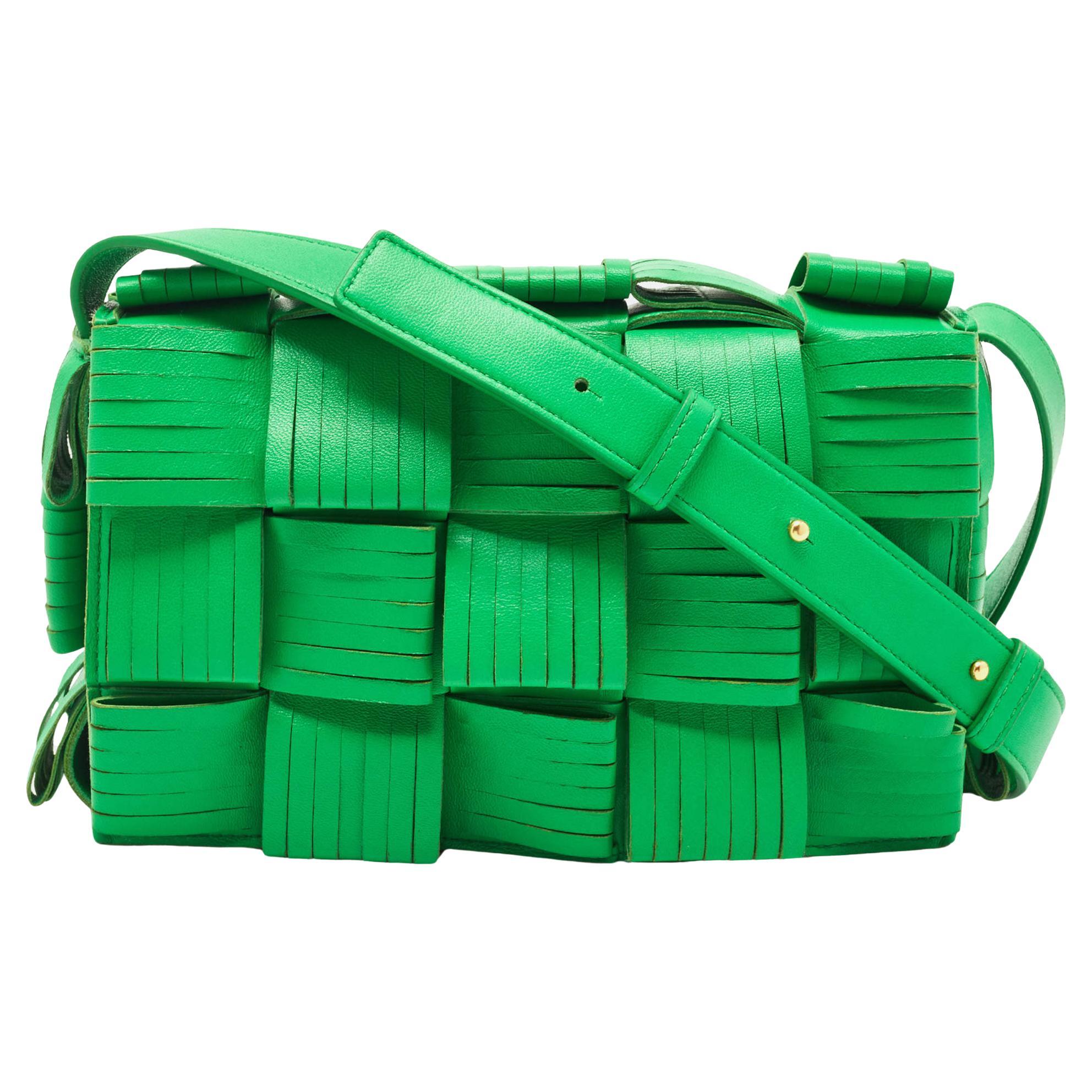 Bottega Veneta Green Leather Cassette Fringe Shoulder Bag For Sale