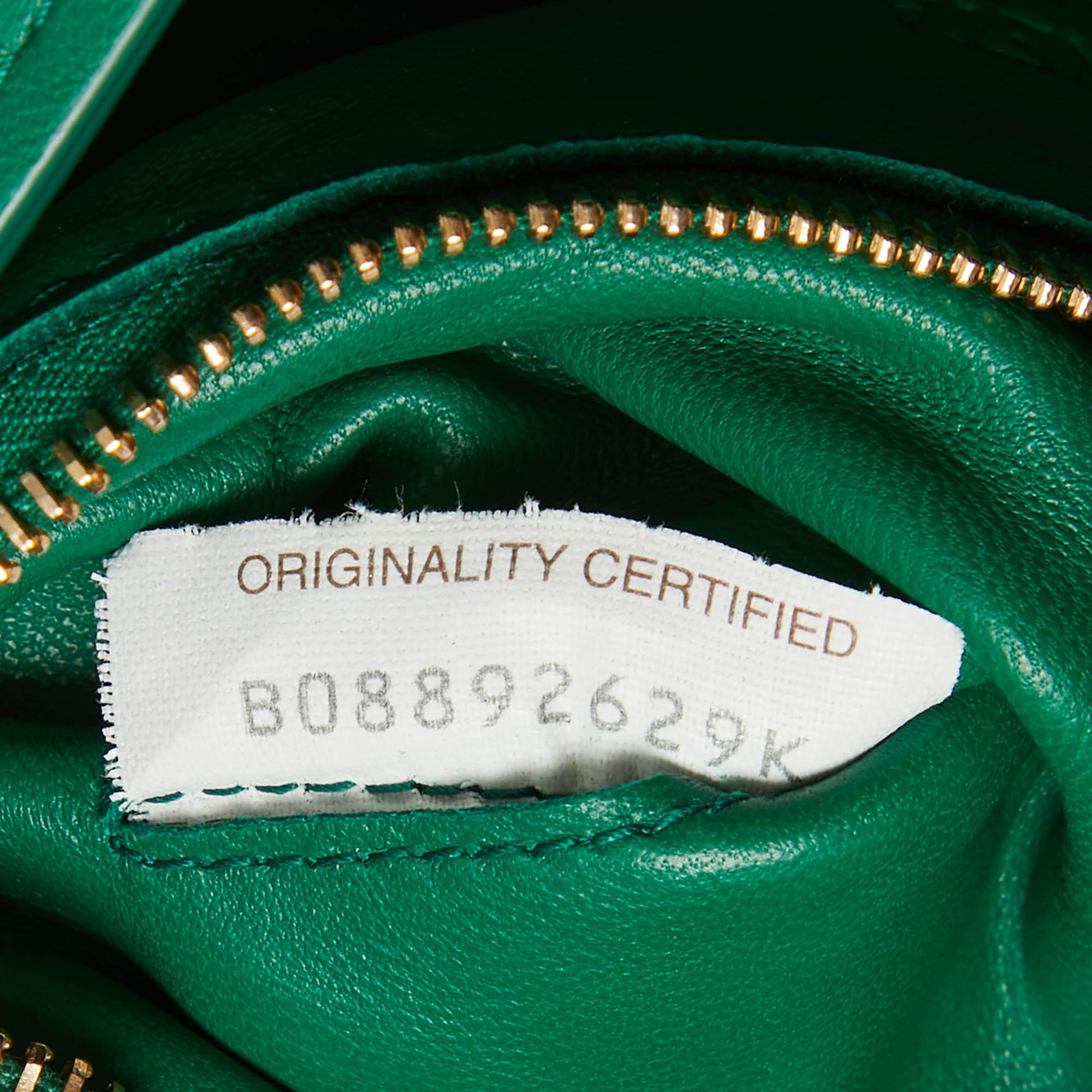 Bottega Veneta Green Padded Leather Cassette Shoulder Bag For Sale 9