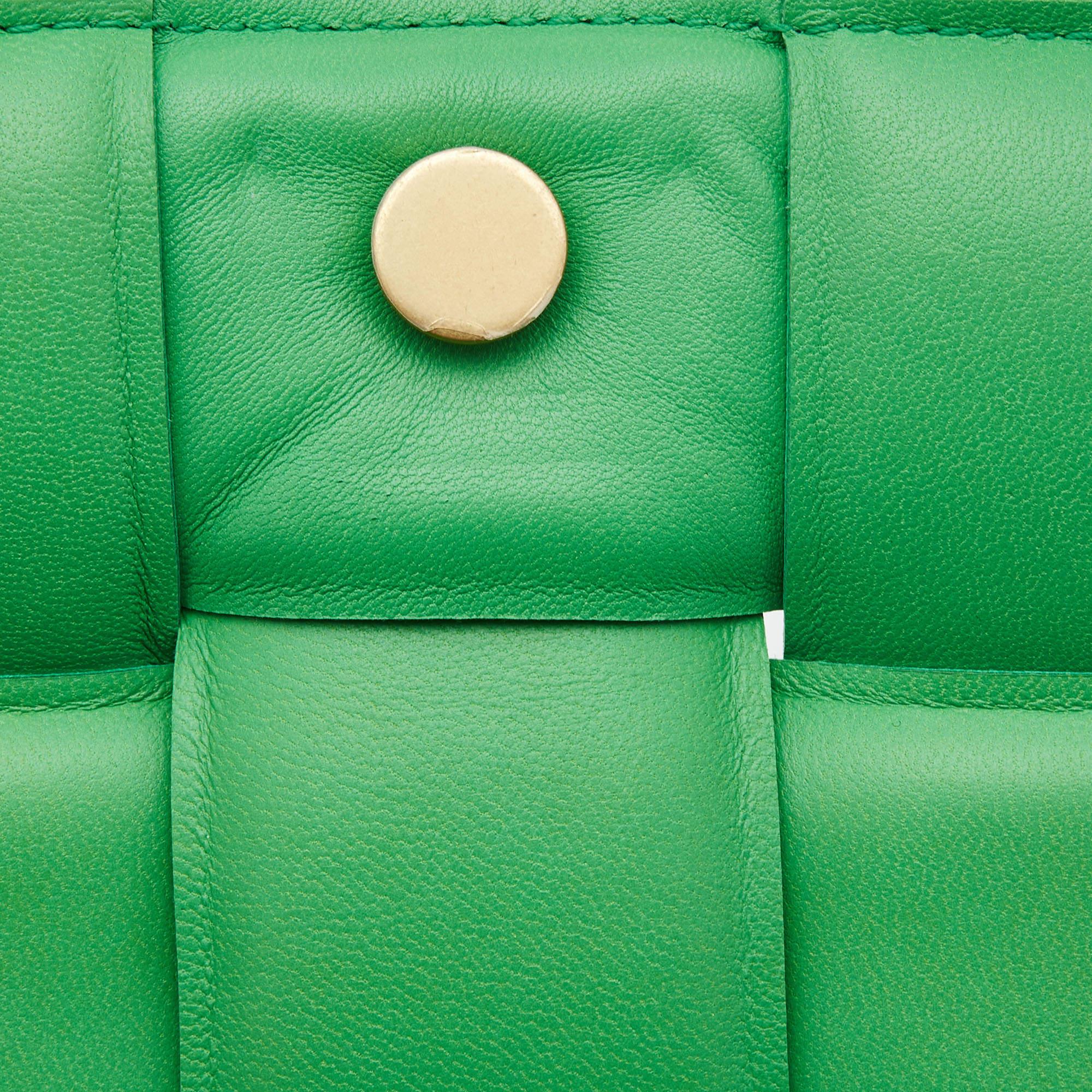 Bottega Veneta Green Padded Leather Chain Cassette Shoulder Bag 5