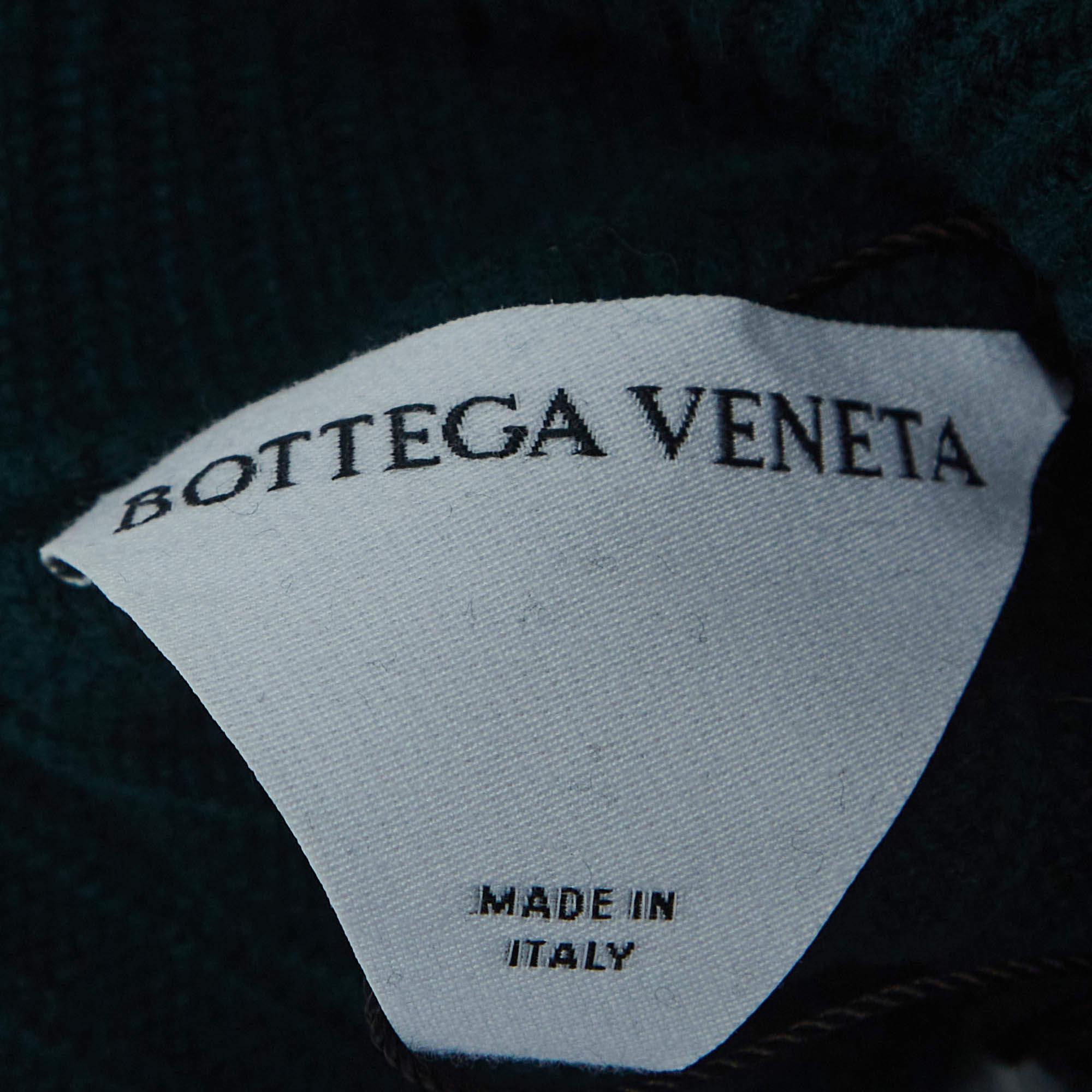 Bottega Veneta Pull à col roulé en tricot côtelé vert M Neuf - En vente à Dubai, Al Qouz 2