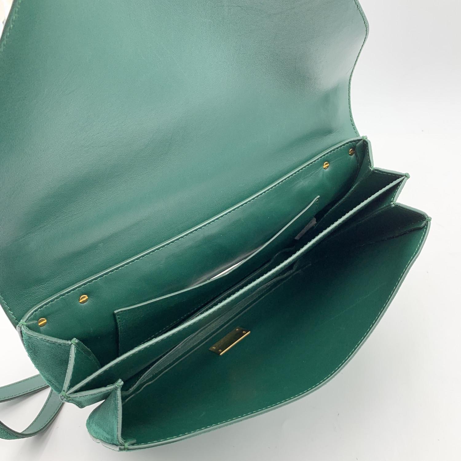 Bottega Veneta Green Suede Mount Medium Envelope Shoulder Bag 2
