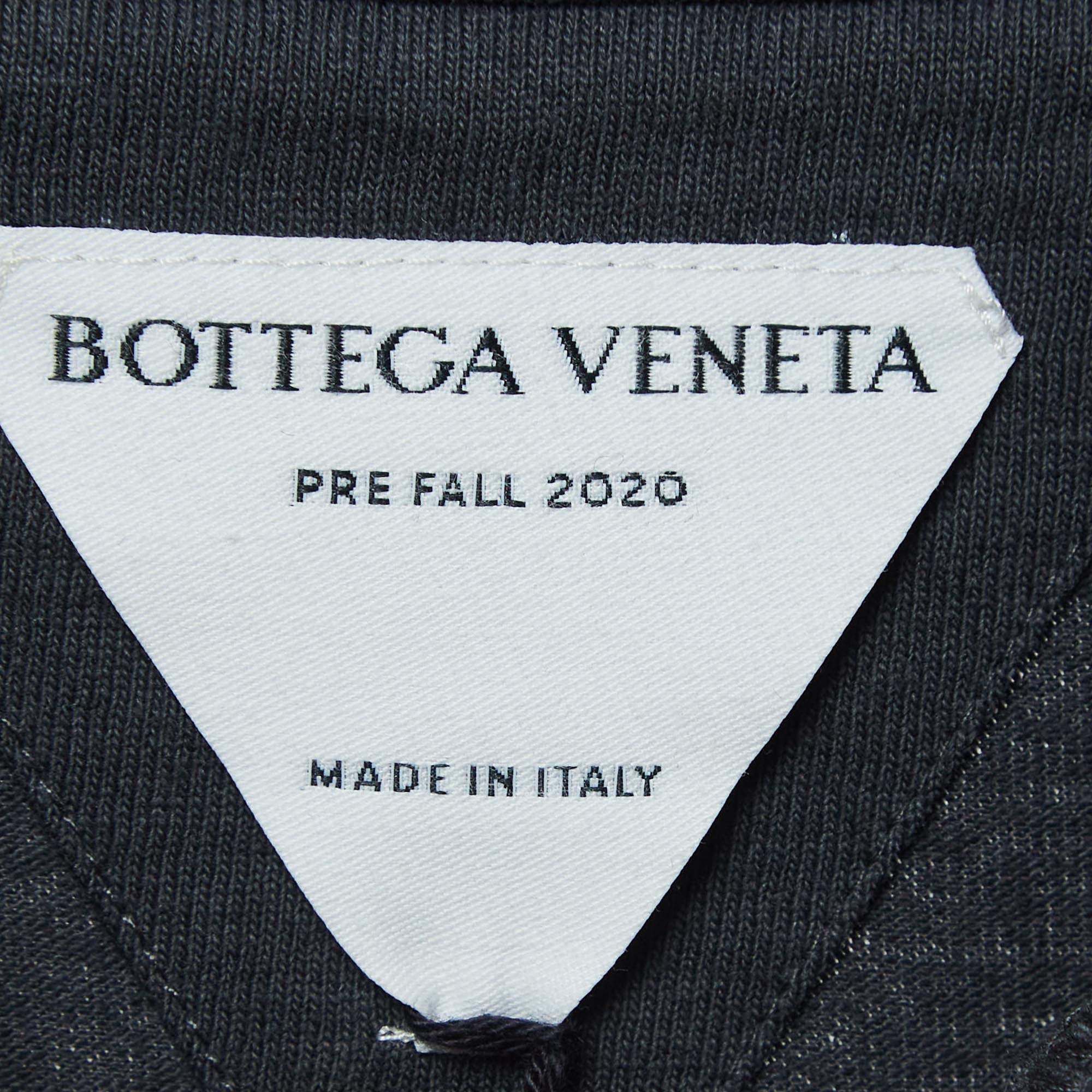 Bottega Veneta Maglietta girocollo in cotone grigio L In condizioni ottime in vendita a Dubai, Al Qouz 2