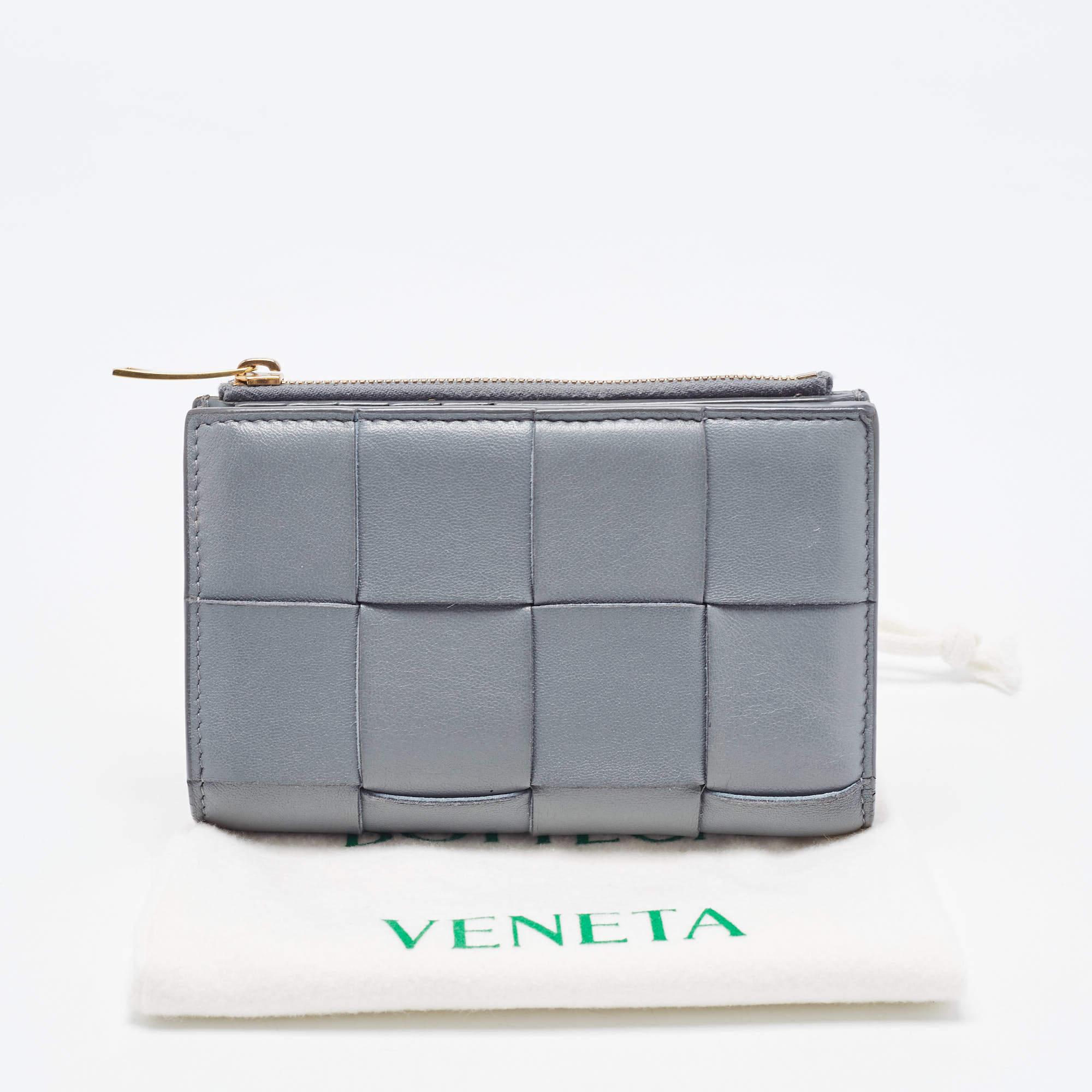 Bottega Veneta Grey Intrecciato Leather Bifold Zip Wallet 6