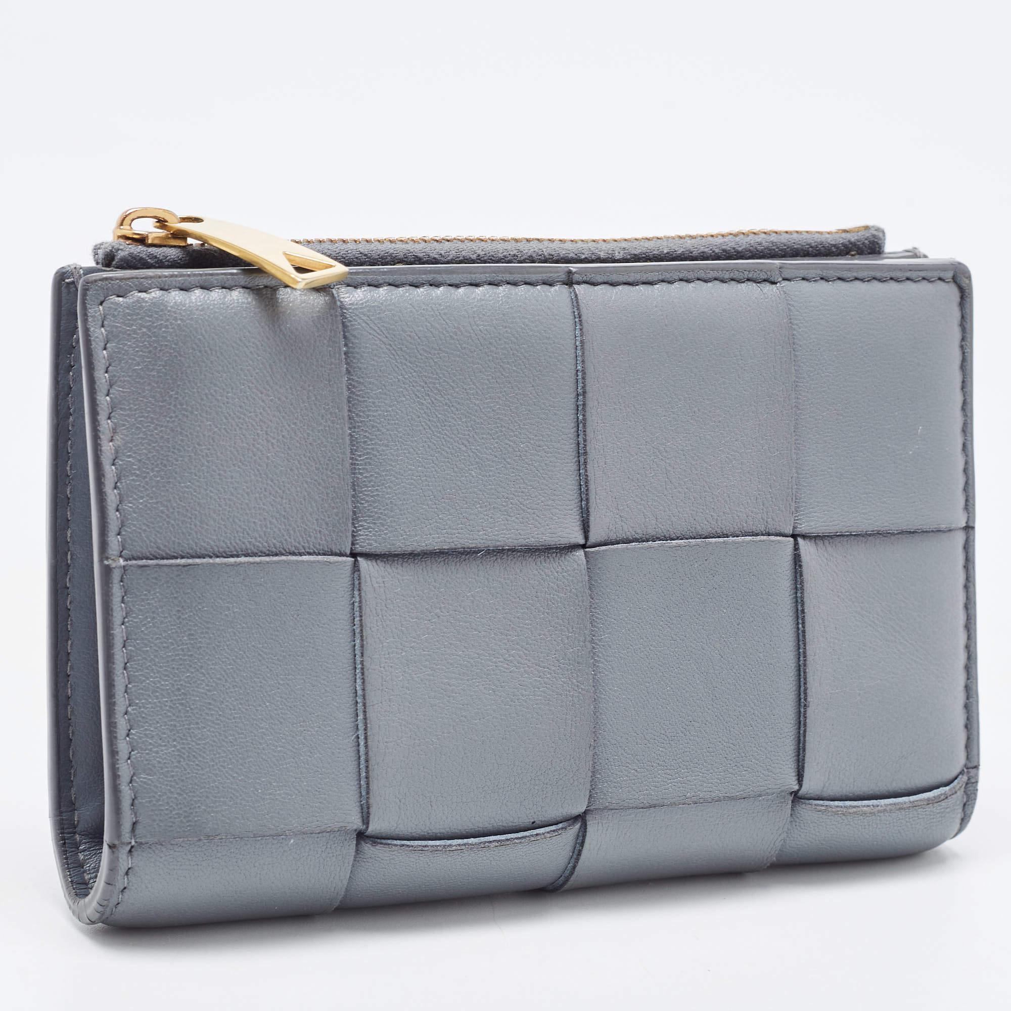Gray Bottega Veneta Grey Intrecciato Leather Bifold Zip Wallet