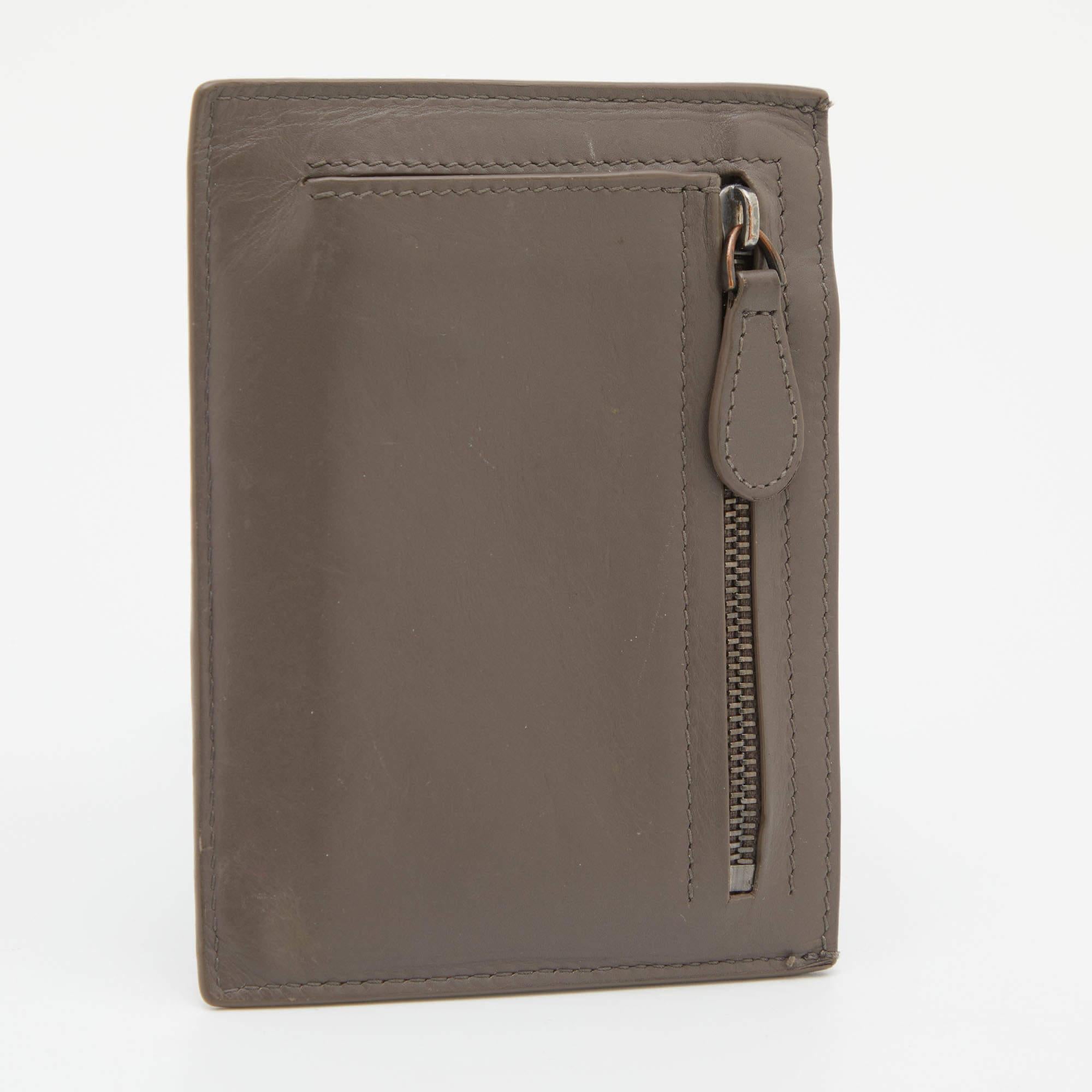 Bottega Veneta Grey Intrecciato Leather Card Holder In Good Condition In Dubai, Al Qouz 2