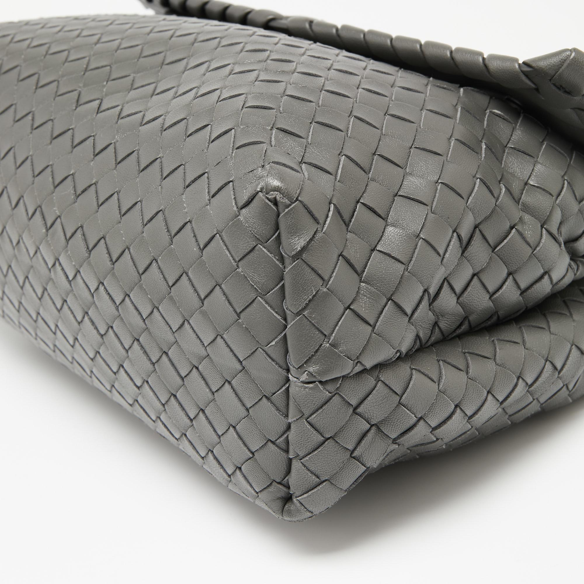 Bottega Veneta Grey Intrecciato Leather Olimpia Bag In Excellent Condition In Dubai, Al Qouz 2