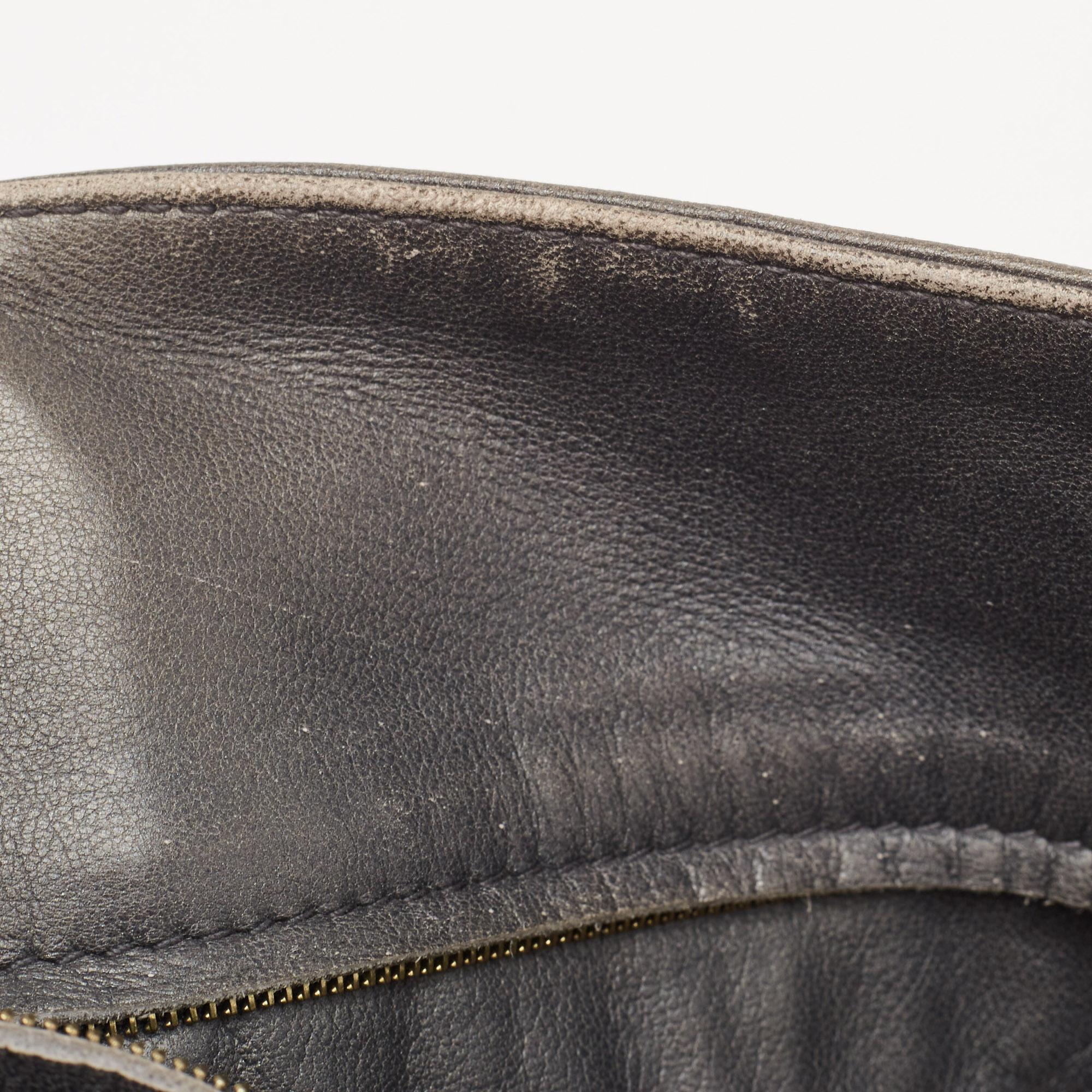 Bottega Veneta Grey Intrecciato Leather Zip Detail Tote For Sale 10