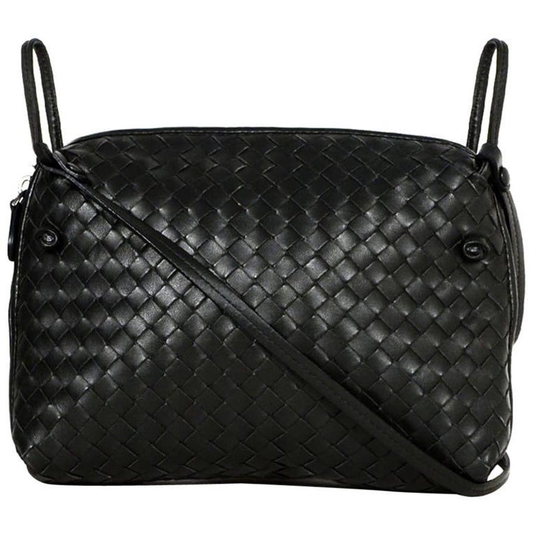 Bottega Grey Intrecciato Woven Leather Nodini Crossbody Bag rt 1,650 For Sale at 1stDibs