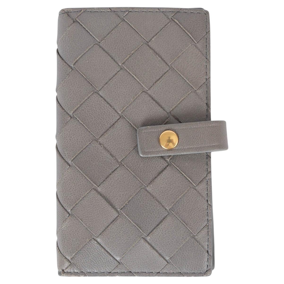 BOTTEGA VENETA grey leather INTRECCIATO KEY & CARD Wallet For Sale
