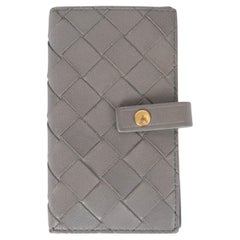 BOTTEGA VENETA Cartera INTRECCIATO LLAVE Y TARJETA de piel gris