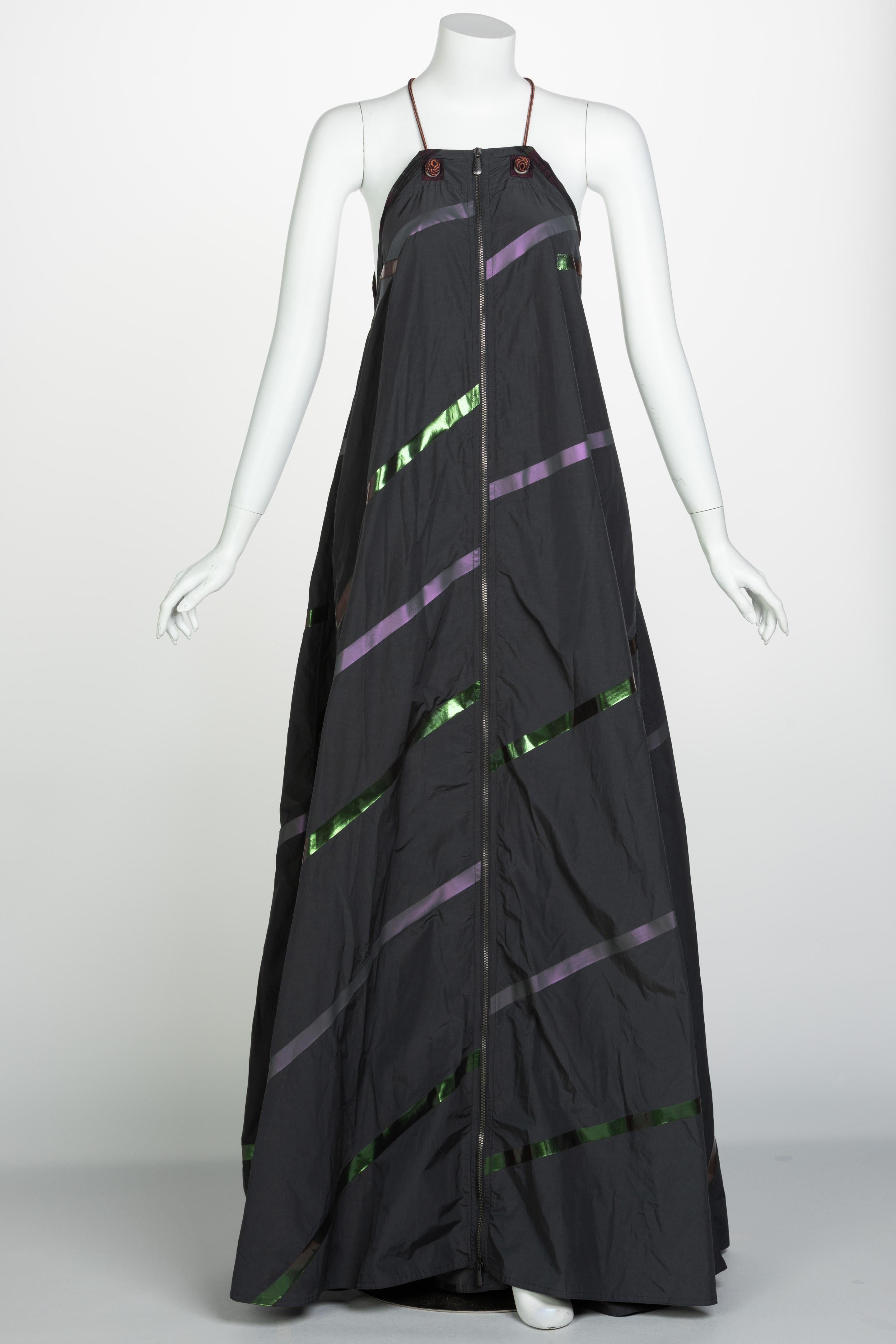 Bottega Veneta Grey Stripe Zipper Gown Runway Spring 2016 In Excellent Condition In Boca Raton, FL