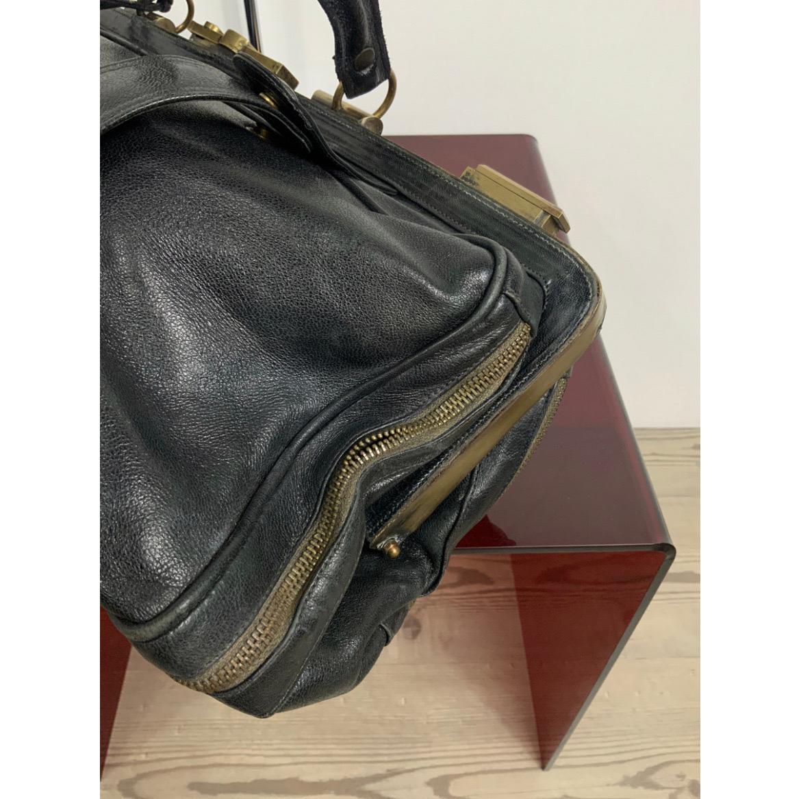Bottega Veneta Handbag Leather in black 3