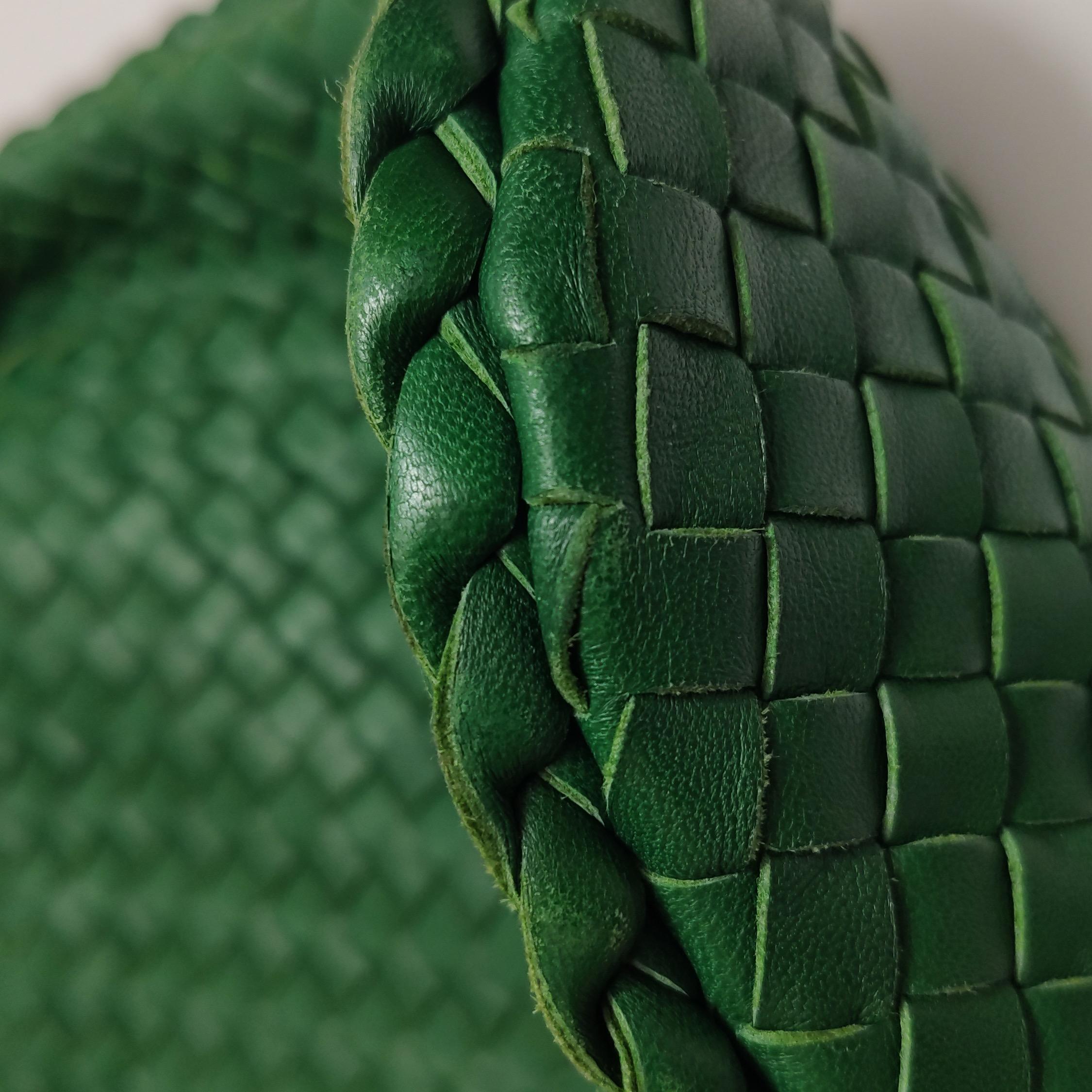 Bottega Veneta Hobo Tasche Lammfell Intrecciato Sittich Grün Mittel Groß 47cm im Angebot 10