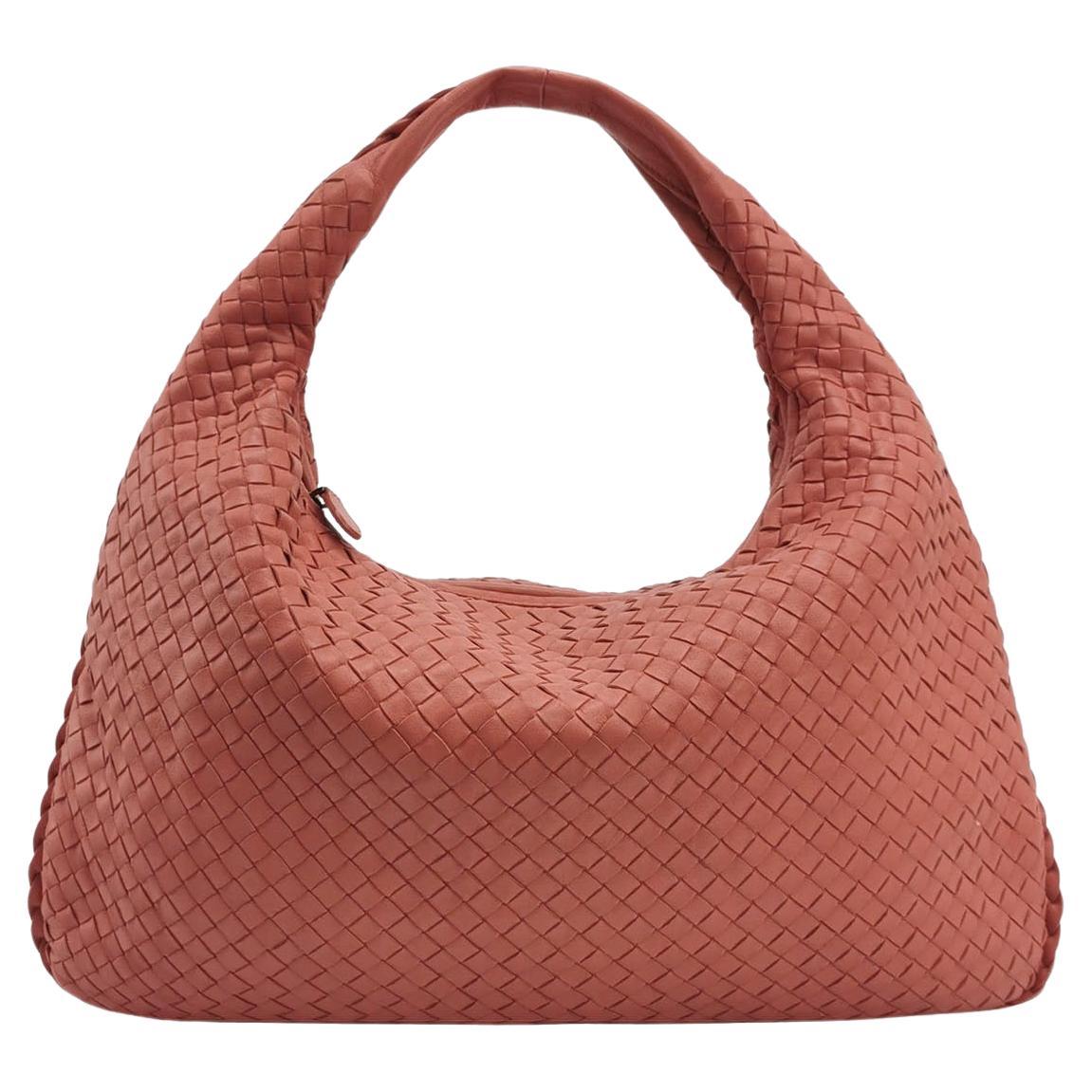 Bottega Veneta Hobo Borsa in pelle di agnello Intrecciato Rosa Corallo Media Grande 47cm