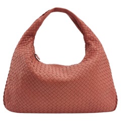 Bottega Veneta Hobo Borsa in pelle di agnello Intrecciato Rosa Corallo Media Grande 47cm