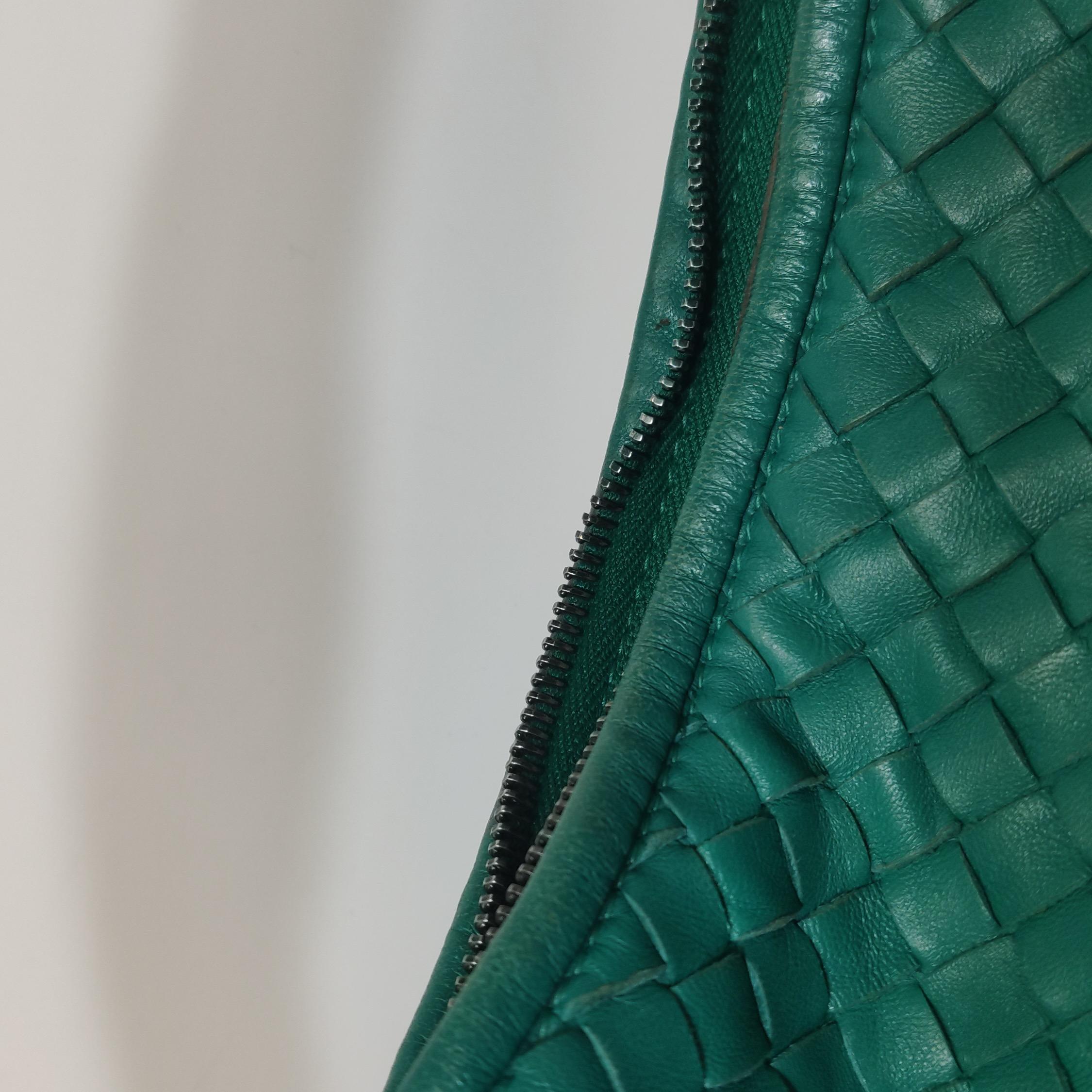 Bottega Veneta Hobo Bag Lambskin Intrecciato Teal Green Medium Large 47cm en vente 5