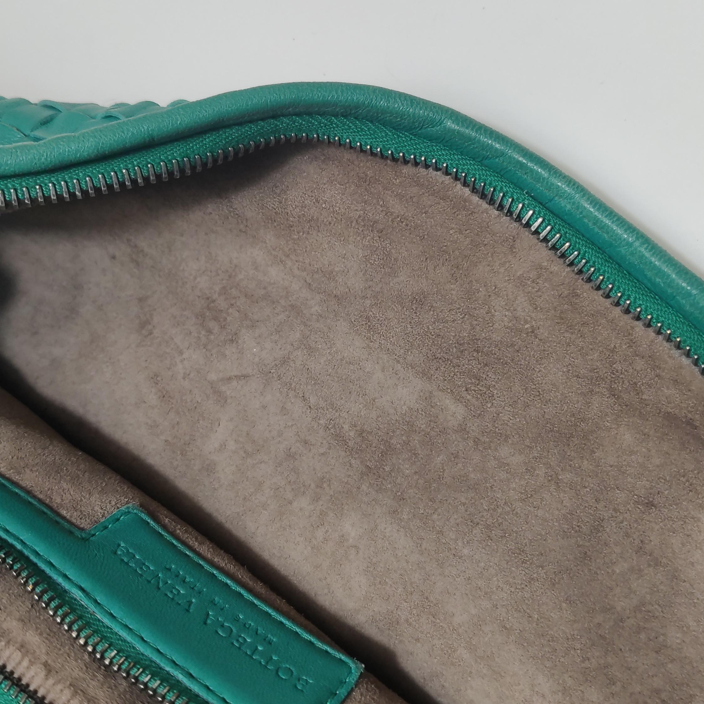 Bottega Veneta Hobo Bag Lambskin Intrecciato Teal Green Medium Large 47cm en vente 9