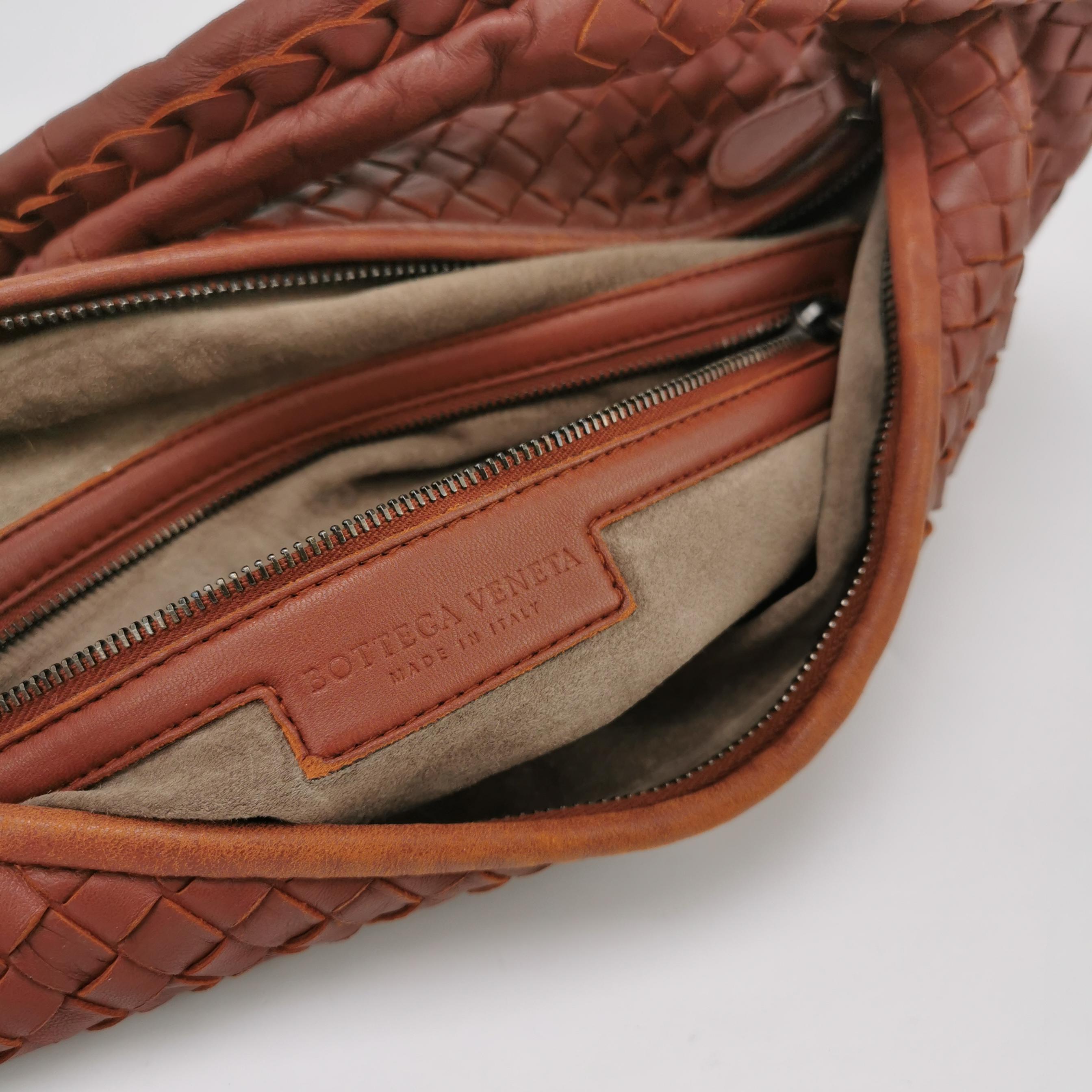 Bottega Veneta Hobo Bag Lambskin leather Brick Red 47cm 3