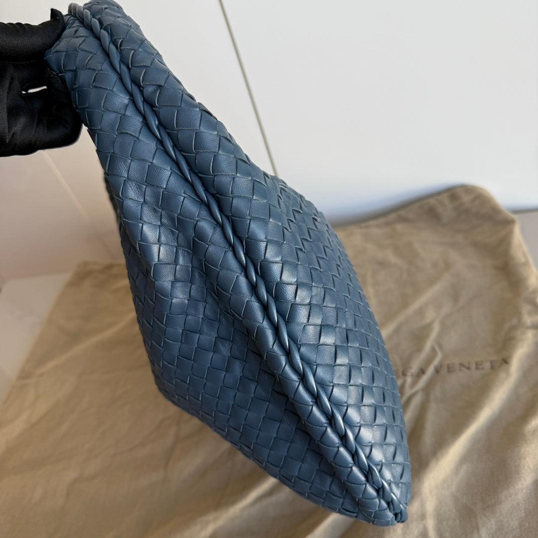 Bottega Veneta Hobo Bag Lambskin leather Dark Navy Medium 47cm 6
