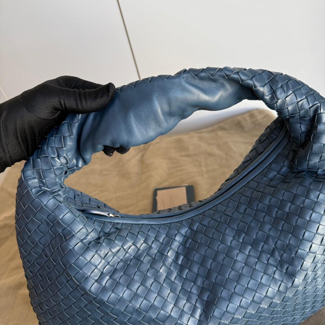 Bottega Veneta Hobo Bag Lambskin leather Dark Navy Medium 47cm 8