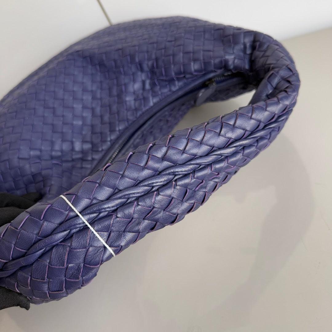 Purple Bottega Veneta Hobo Bag Lambskin leather Dark Navy Medium 47cm For Sale