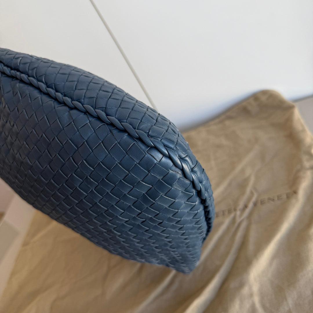 Bottega Veneta Hobo Bag Lambskin leather Dark Navy Medium 47cm 3