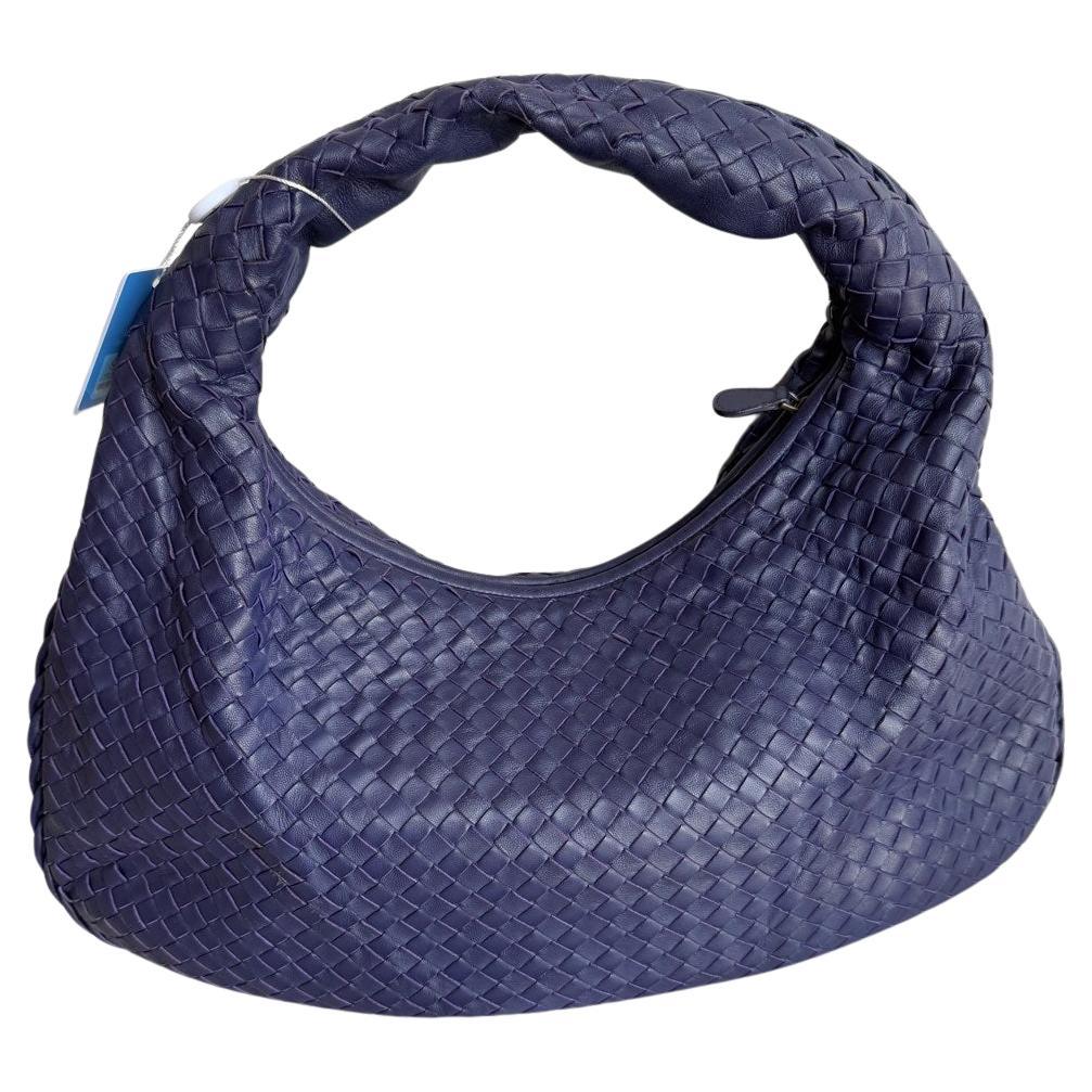 Bottega Veneta Hobo Bag Lambskin leather Dark Navy Medium 47cm For Sale