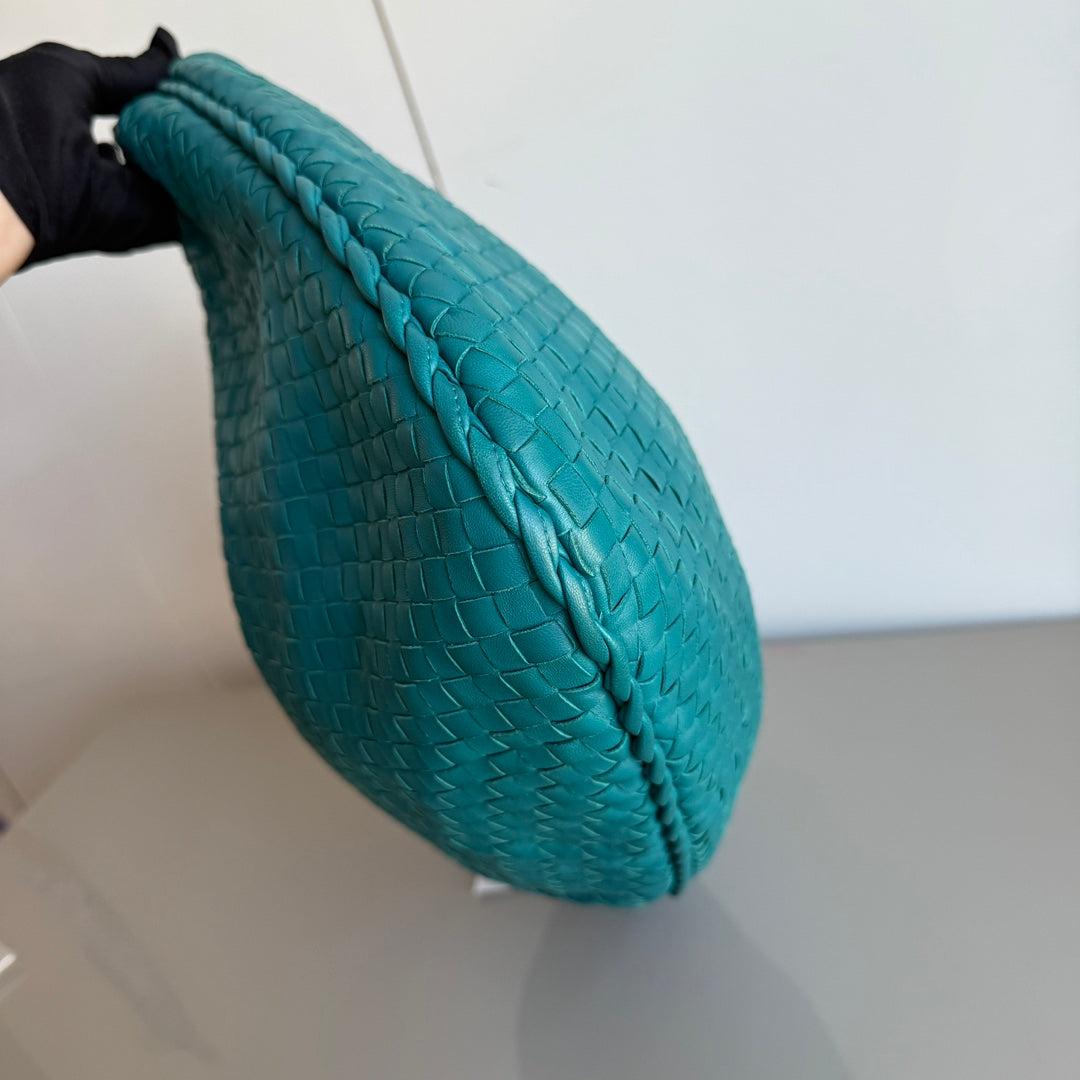 Women's Bottega Veneta Hobo Bag Lambskin leather Green 47cm For Sale