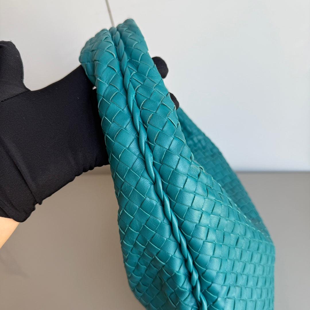 Bottega Veneta Hobo Bag Lambskin leather Green 47cm For Sale 2
