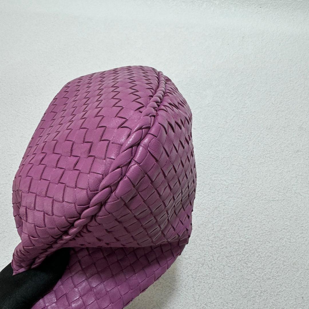 Bottega Veneta Hobo Bag Lambskin leather Lavender Purple Handle Medium 47cm In Excellent Condition In AUBERVILLIERS, FR