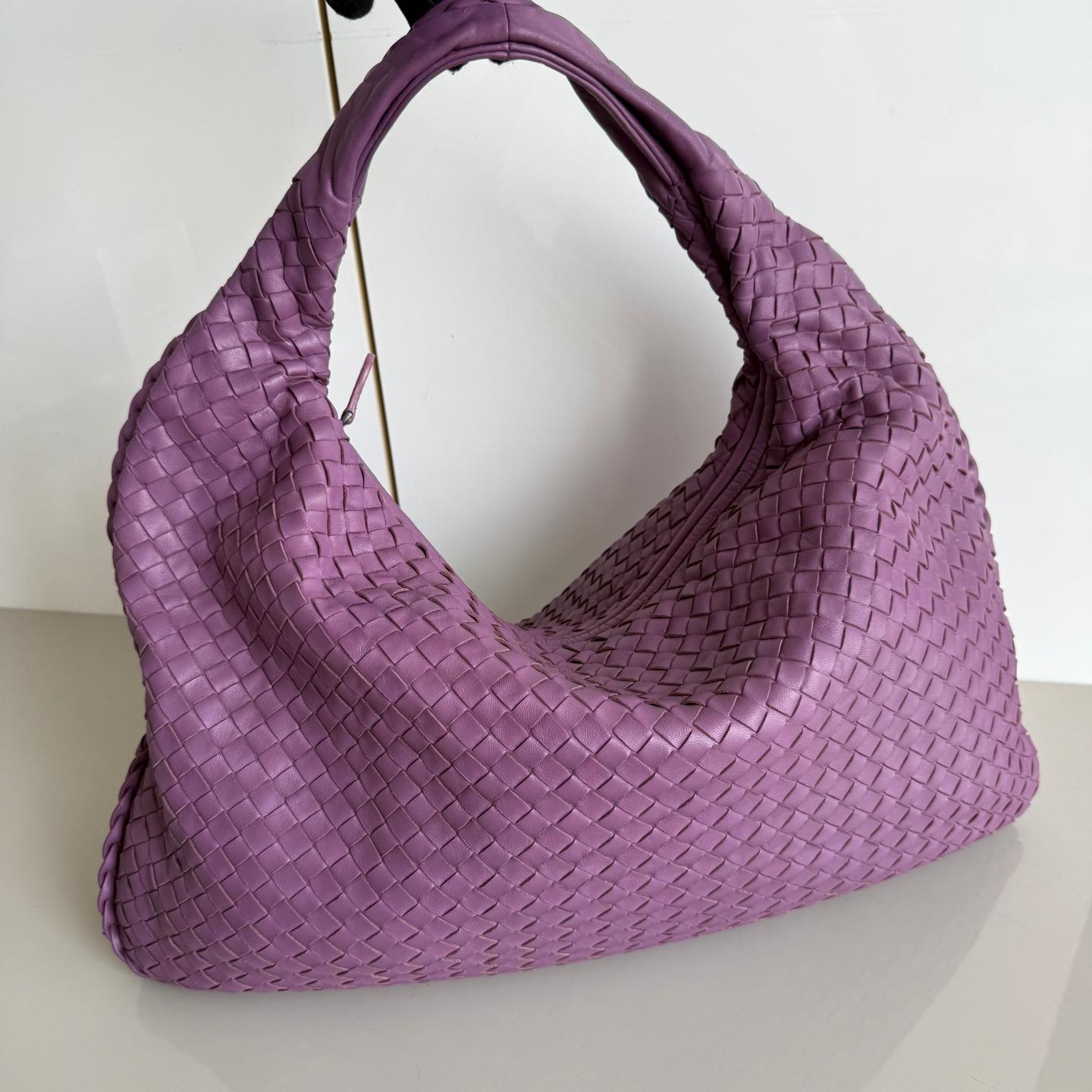 De las mujeres Bottega Veneta Bolso Hobo Piel de cordero Lila Lavanda Púrpura Mediano 47cm en venta