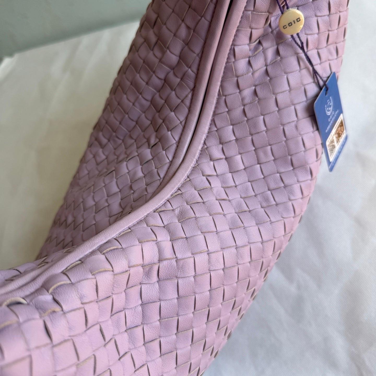 Sac hobo Bottega Veneta en cuir d'agneau, violet lilas, grand modèle, 47 cm Pour femmes en vente