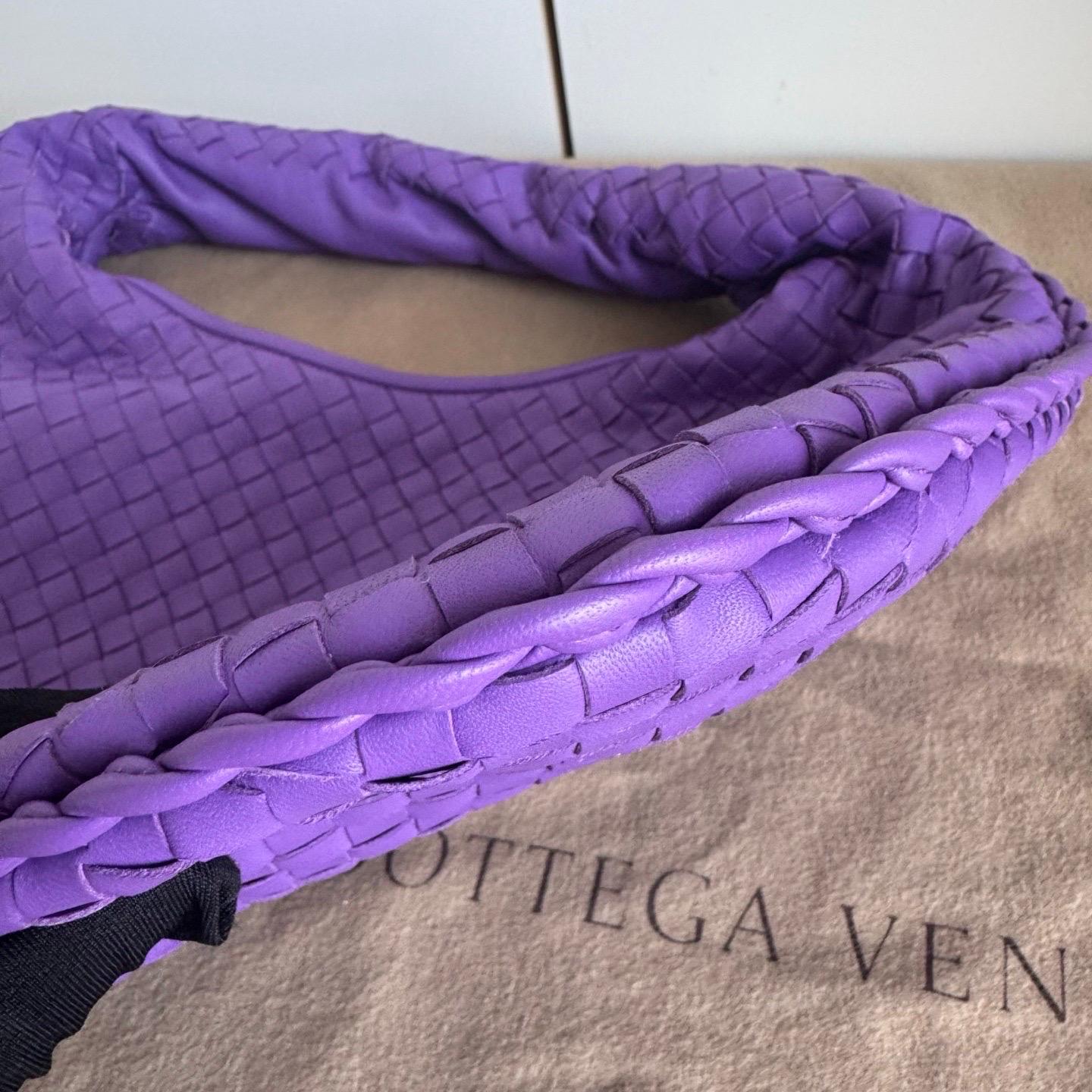 Women's or Men's Bottega Veneta Hobo Bag Lambskin leather Purple Small 40cm For Sale