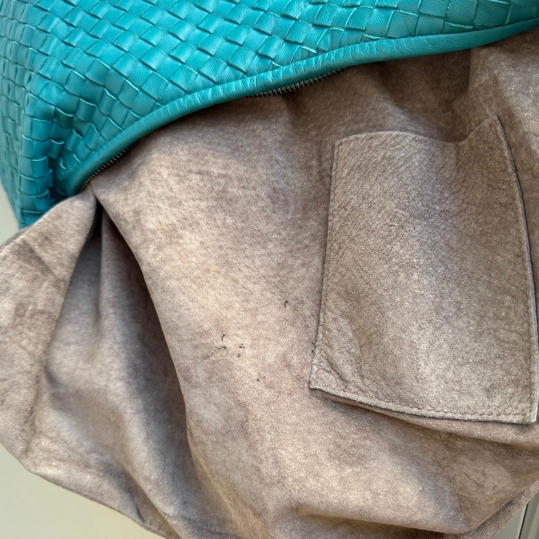 Bottega Veneta Hobo Bag Lambskin leather Teal Green 47cm For Sale 13