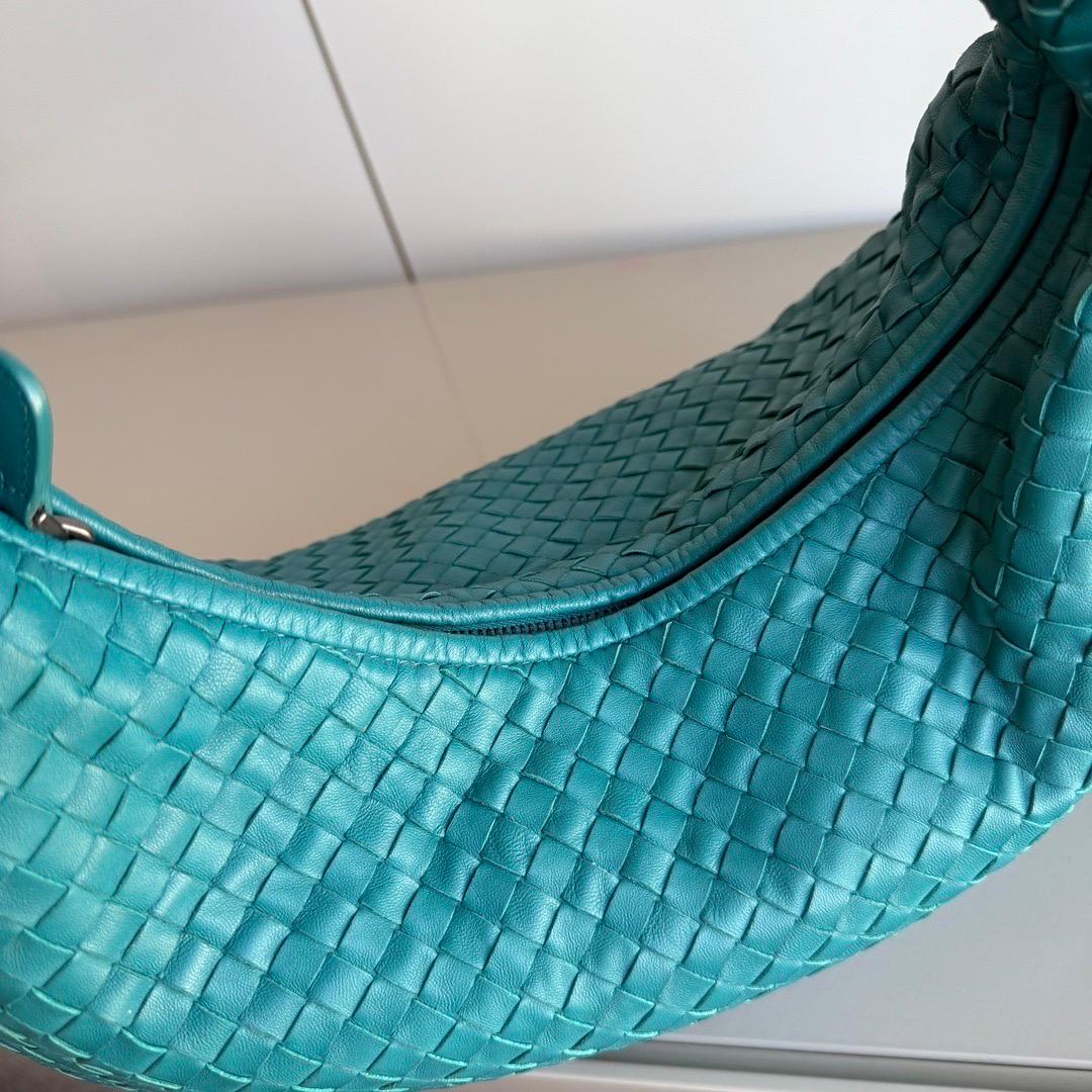 Bottega Veneta Hobo Bag Lambskin leather Teal Green 47cm For Sale 4