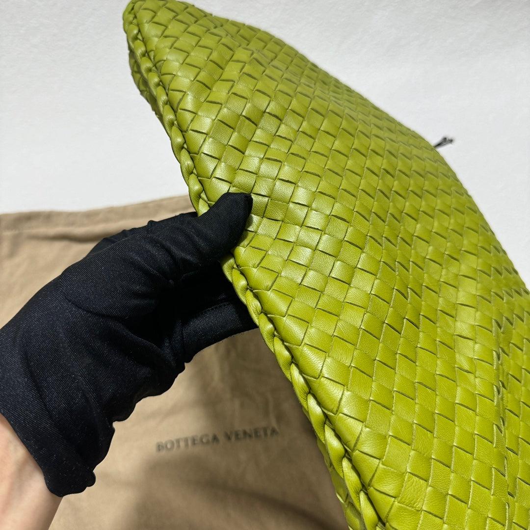 Bottega Veneta Hobo Bag Large Leather Mela Green 47cm 6
