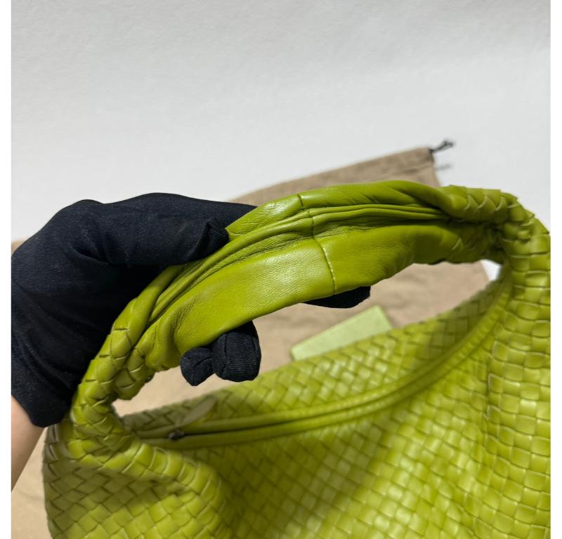 Bottega Veneta Hobo Bag Large Leather Mela Green 47cm 10